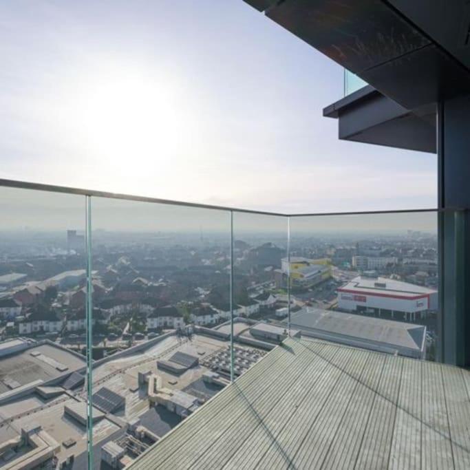 Elegant Sky Line Apartament *